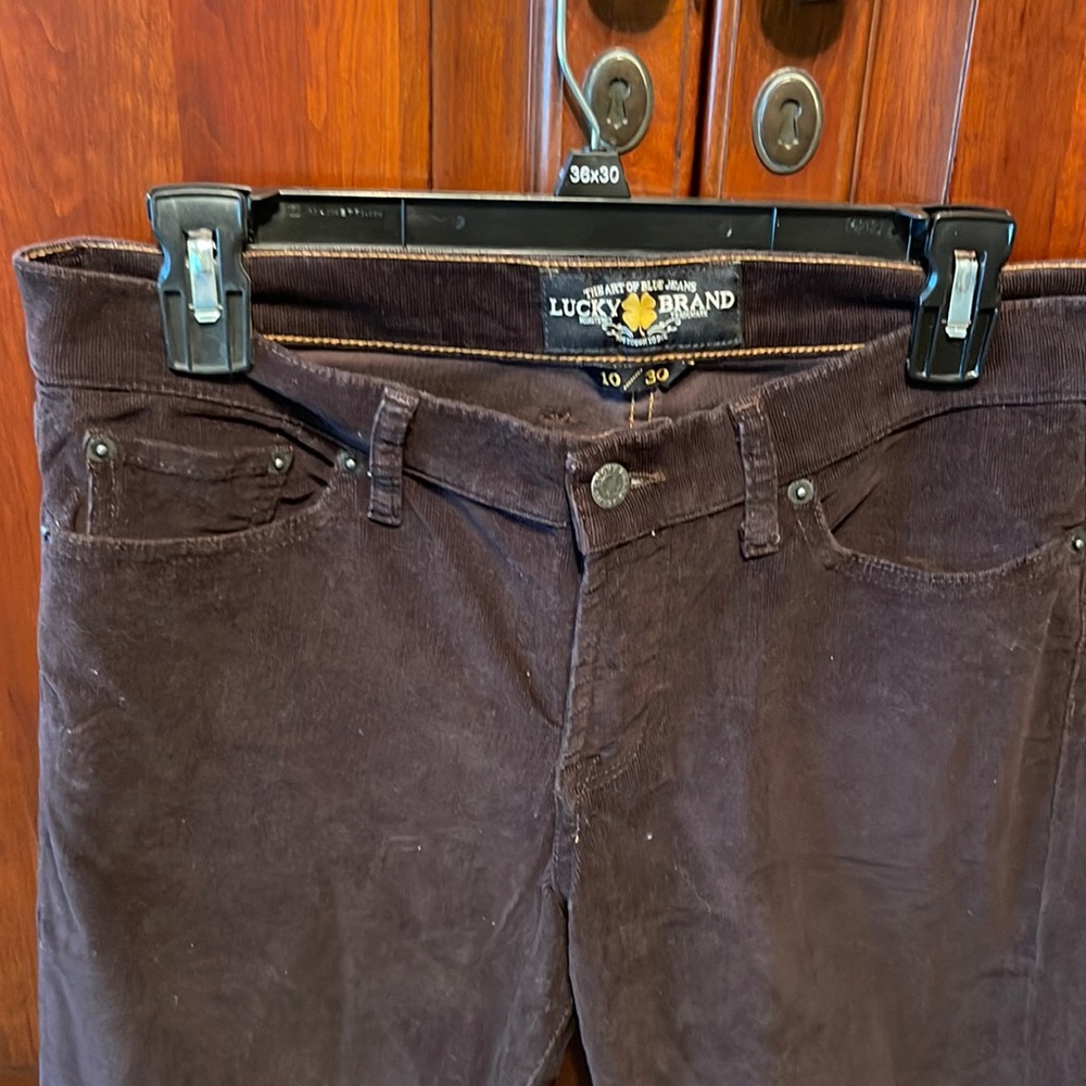 Lucky Brand size 10/30 brown corduroys women’s
